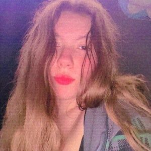 Meet your Posher, Melanie